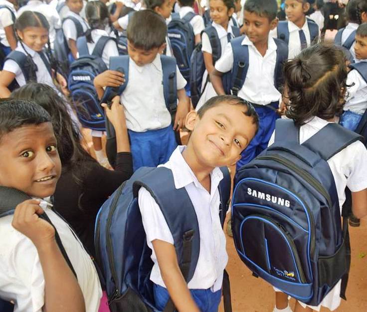 Samsung Sri Lanka partners with the Help Hands Society to provide school supplies to children in flo