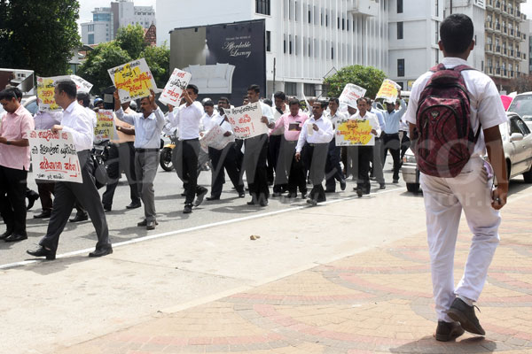 Teachers protest