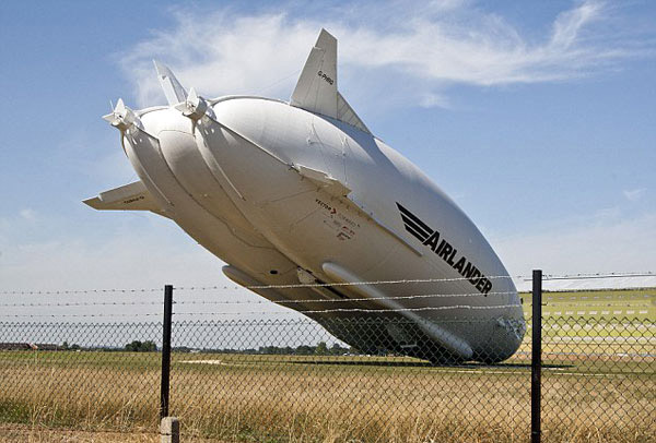 Airlander hit power line before crashed