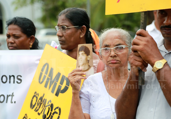 Protest against disappearances