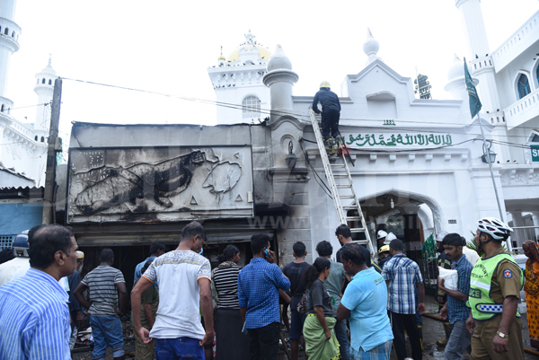 Shop gutted in Town Hall