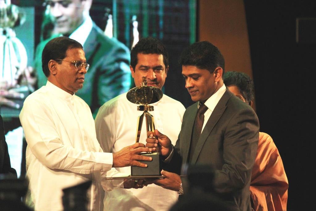 Tharanganee Garments (Pvt) Ltd bags ‘Best Emerging Exporter’ at the 20th Presidential Export Awards