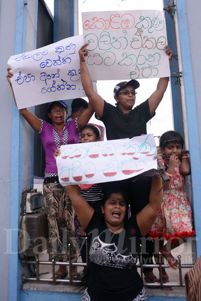 Protest against garbage!