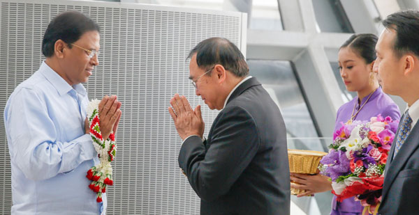 President arrives in Thailand