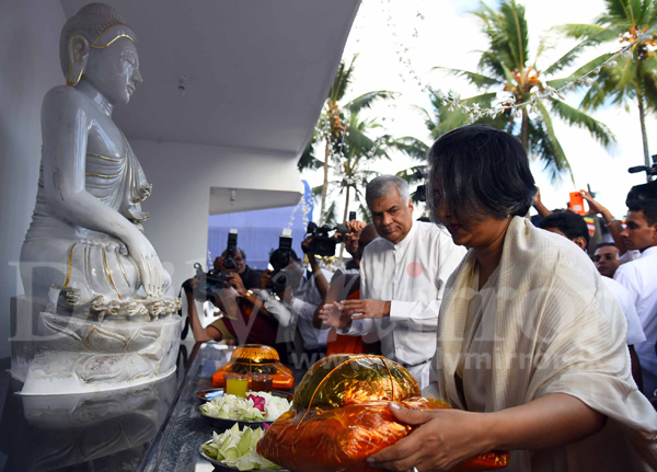 Offerings to the Buddha