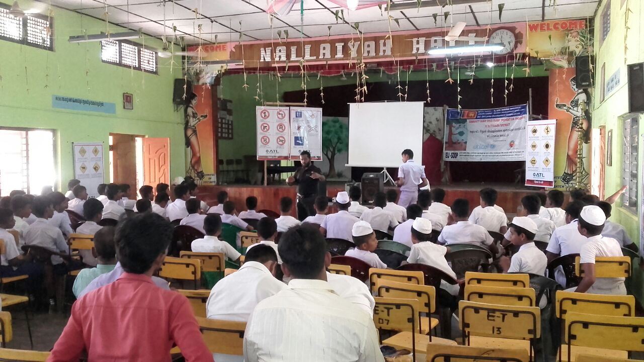 ATL conducts road safety workshop for student traffic controllers of Eravur