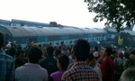 Dozens killed as train derails near Kanpur, India