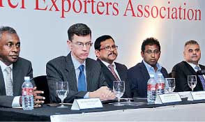 Apparel exporters give thumbs  up for budget 2017