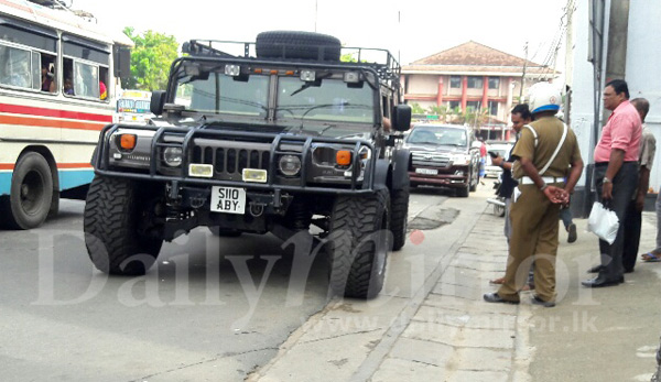 US-made Hummer in Matara