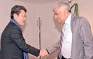 PM-JBIC CEO hold bilateral talks in Davos