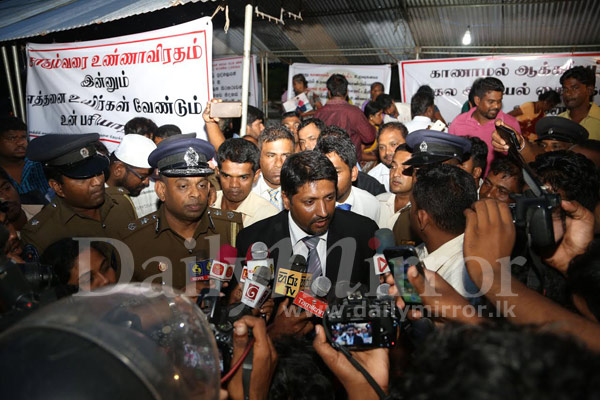 Vavuniya protest fast withdrawn  