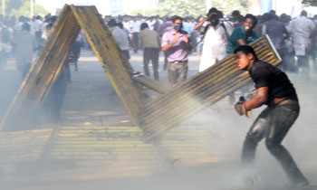  Update: 21 students arrested over protest