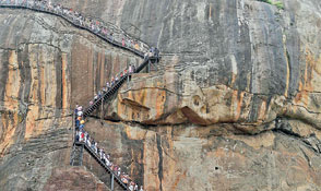 Tourists visiting Sigiriya on the rise 