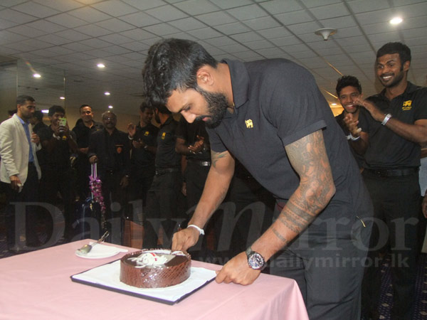 Video: Happy B'day Chamara!  