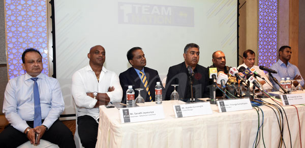 Media introduced to new SLC Manager Gurusinghe