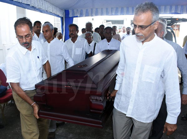 Ravi Jayawardene's body taken to Jayewardene Centre