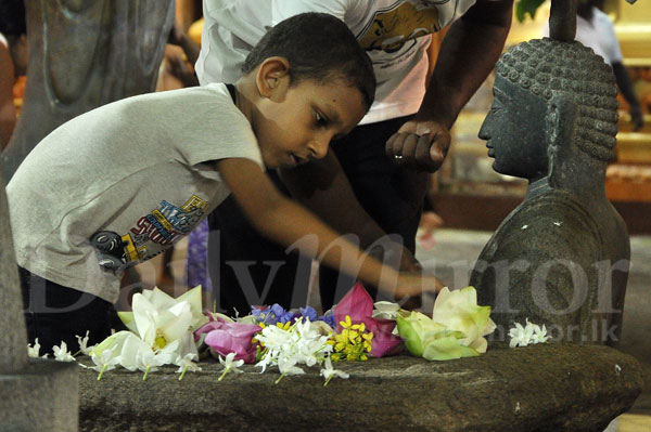 Religious observances at Gangaramaya