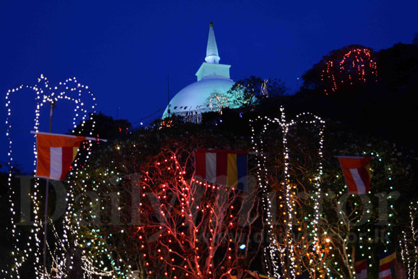 Mihinthala Aloka Pooja