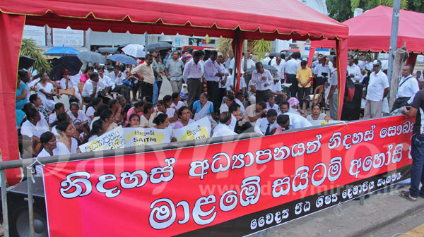 Satyagraha against SAITM