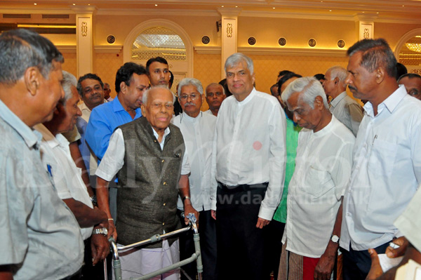 PM’s Thank You lunch for old Biyagama loyalists