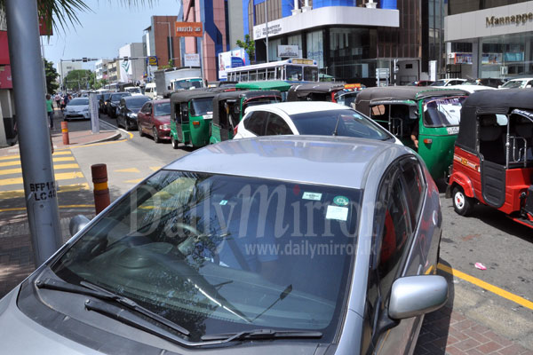 Lengthy queues at fuel stations