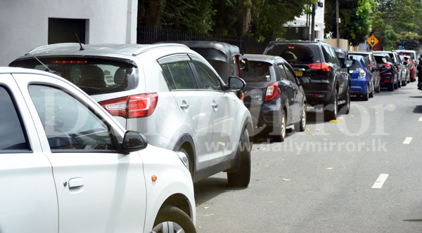 Lengthy queues at fuel stations