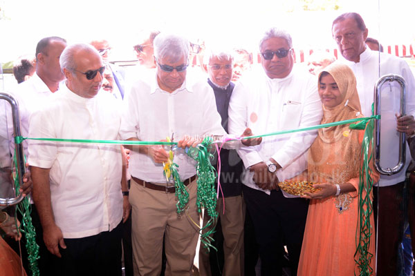 Eravur Municipal Council Building opened