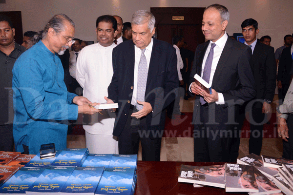 Books penned by Athaudahetti launched