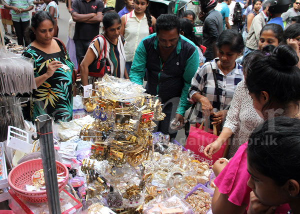 Shopping in Pettah