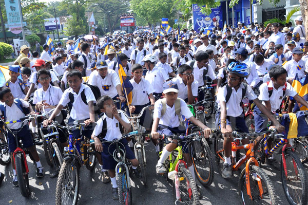 Royal college cycle parade