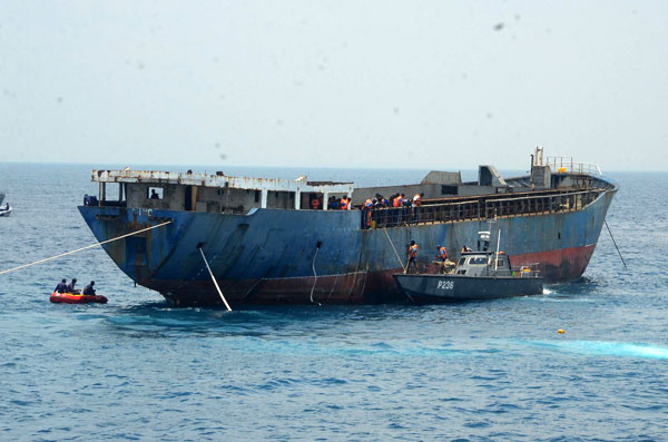 Navy sinks damaged LTTE vessel