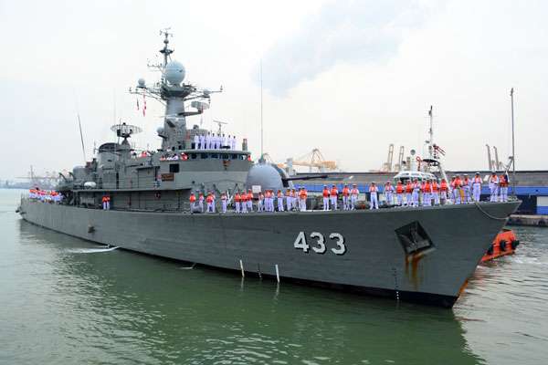 Three Royal Thai Naval Ships arrive at Colombo