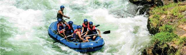 White Water Rafting in Kitulgala Undergrad’s dreams shattered during Rafting expedition