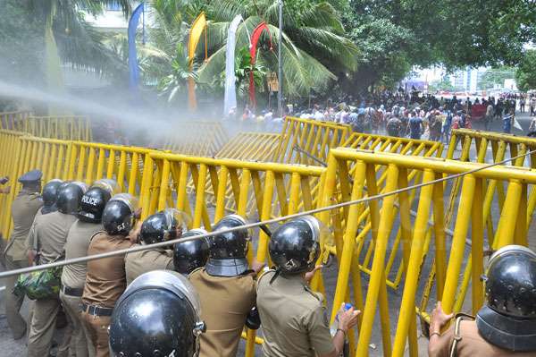 Protesting graduates dispersed 