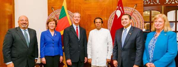 President meets US Congress delegation