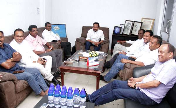  16 SLFP MPs meet Wimal