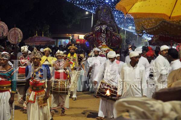 Kataragama Esala Perahera