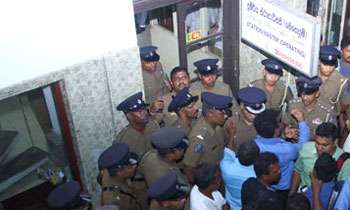 STF deployed to control tense situ at Fort Railway station