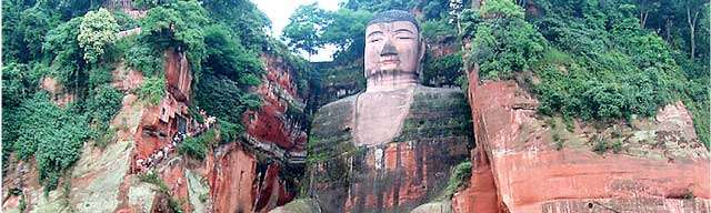 The world’s biggest and tallest Leshan Giant Buddha Statue