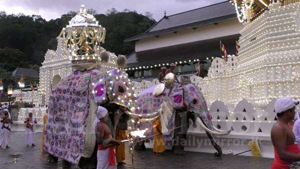 First Kumbal Perahera parades streets