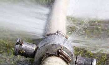 Water pipe bursts at Castle Street