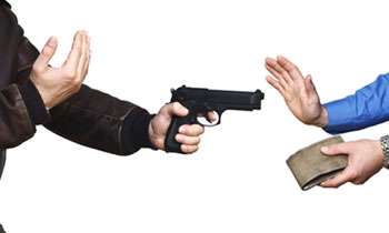 Three men acting as STF personnel rob Rs.1.2 mn