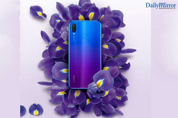 Huawei nova 3 Series leads smartphone colour trend in Sri Lanka with Iris purple