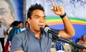 People making way to Colombo despite hindrances: Namal