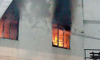 Building at Braybrooke Place catches fire