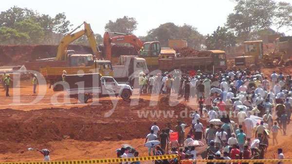 Tense situ at Aruwakkalu landfill