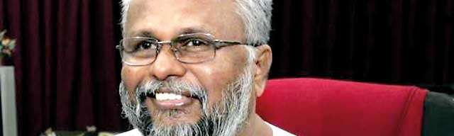 Modi wants SL political parties to have dialogues with  the separate  Indian states  - Douglas