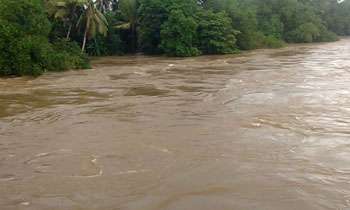 Kelani River rising: Residents asked to be vigilant