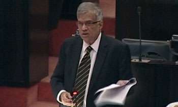Harping on price formula immaterial: PM