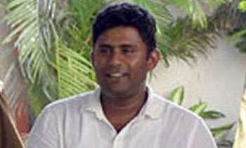 Ali Roshan, six others granted bail